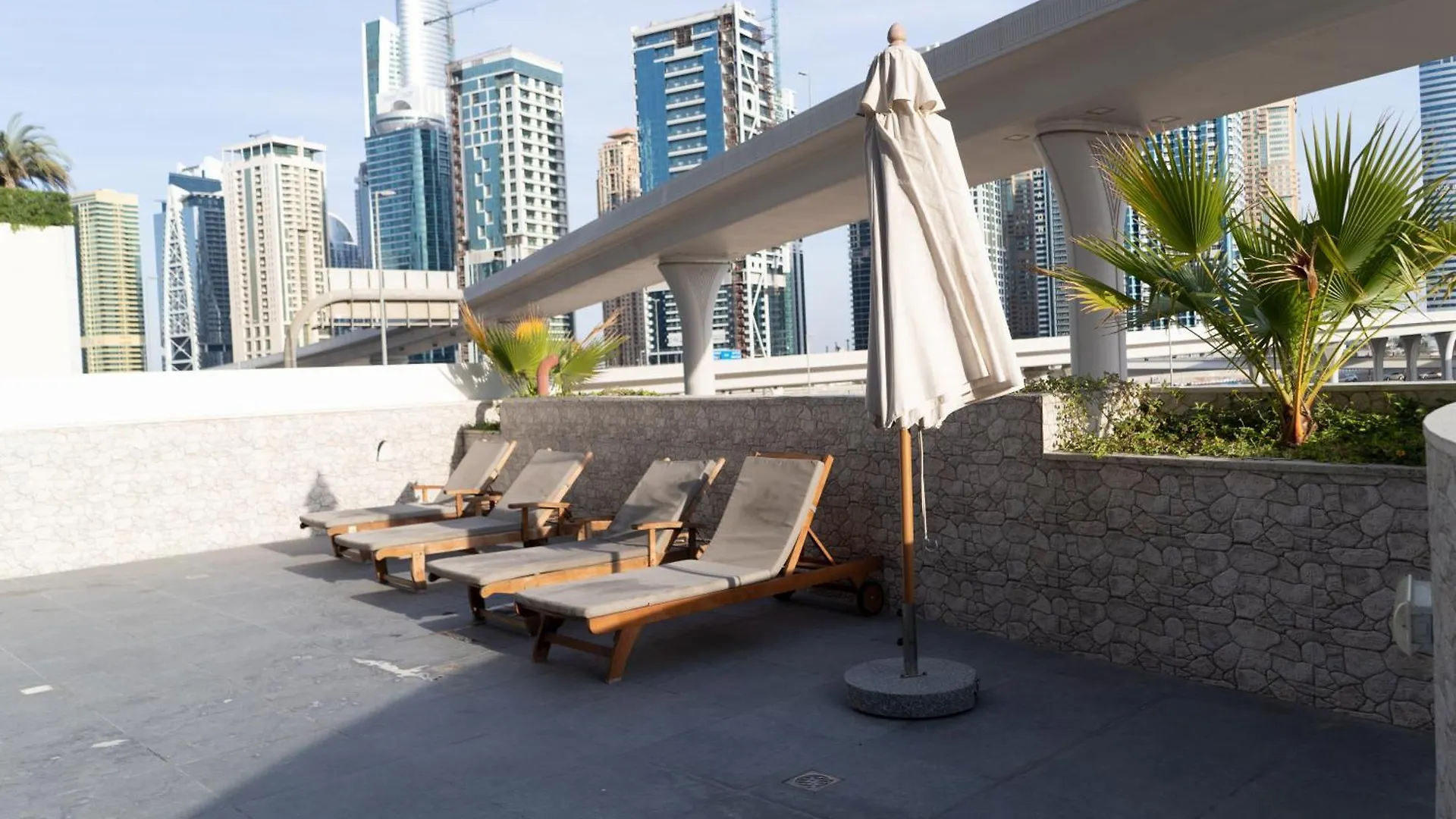 2 B/R Escan Tower Dubai Marina Near Metro Beach Apartment United Arab Emirates