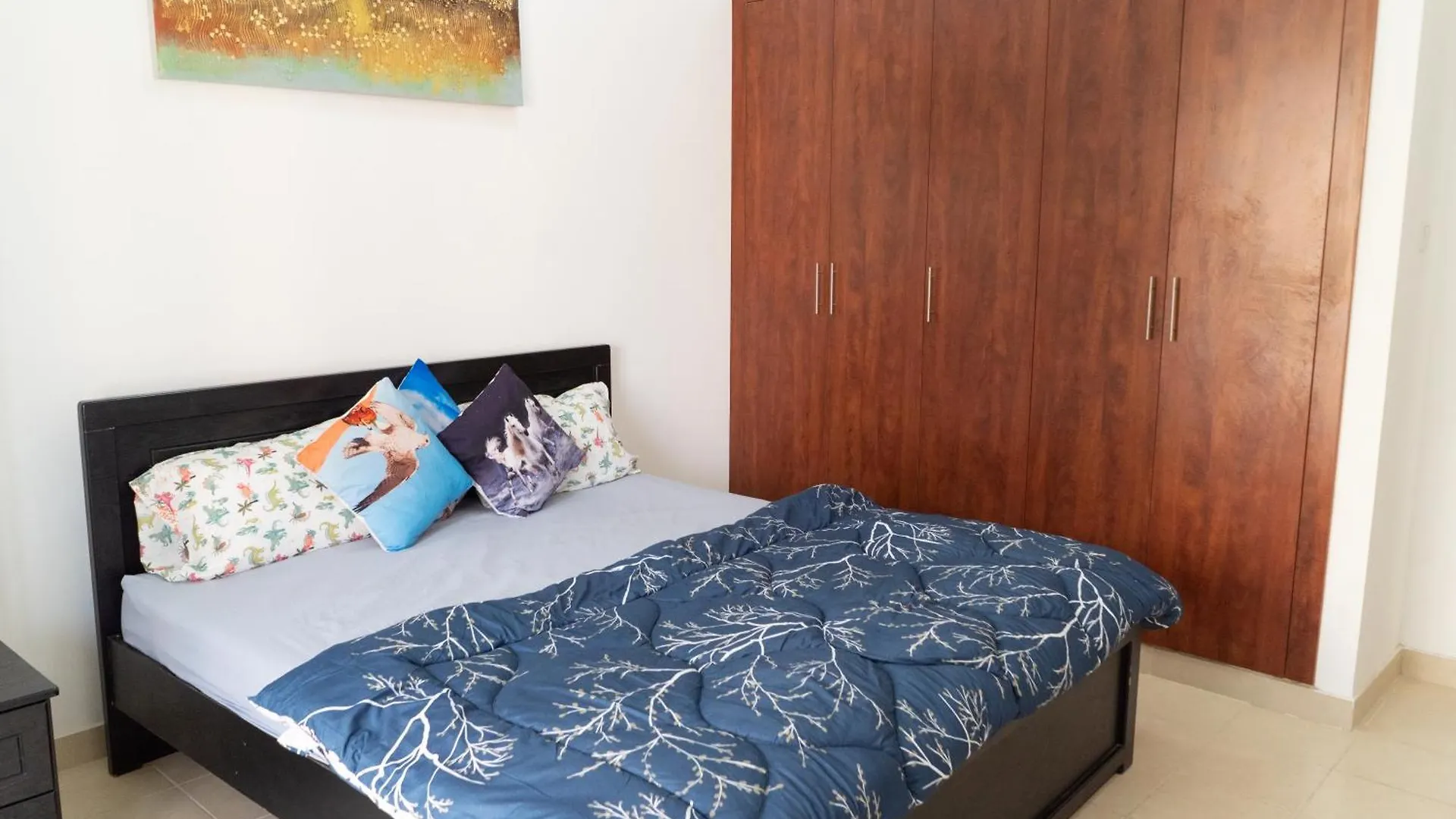 2 B/R Escan Tower Dubai Marina Near Metro Beach Apartment United Arab Emirates